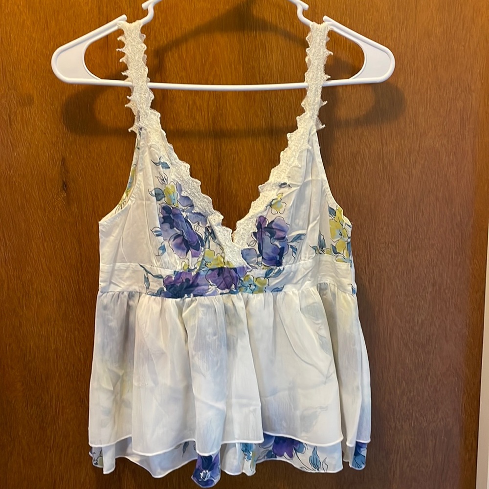Baby doll lace and floral tank top. EUC